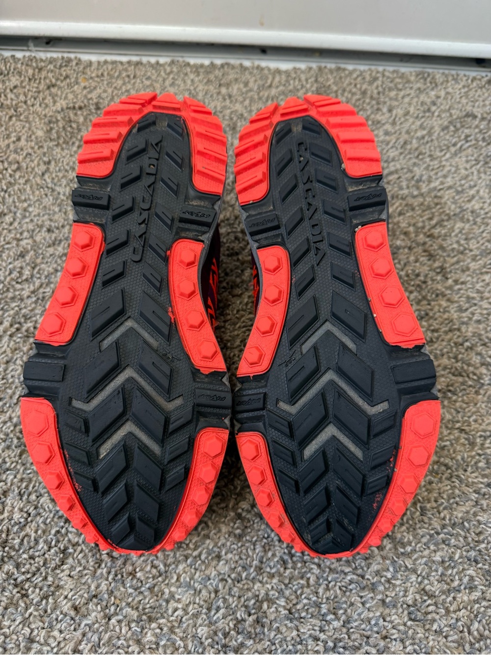 Brooks Cascadia 12 Purple and Orange Trail Runners - Picture 5 of 6